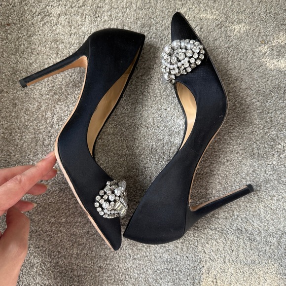 Badgley Mischka Olga Black Satin Embellished Pointed Toe Pumps Heels Size 6 - Picture 7 of 10